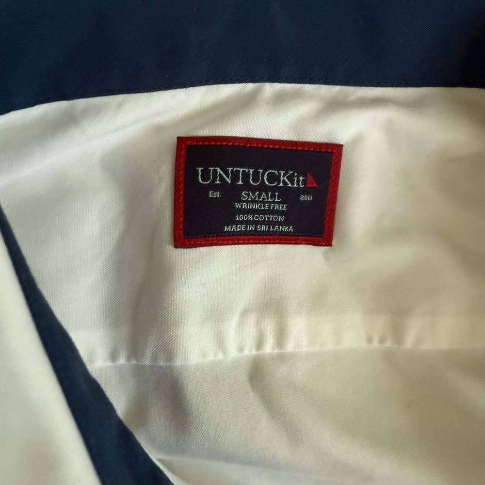 UNTUCKit White and Blue Dress Shirt - Picture 2 of 4